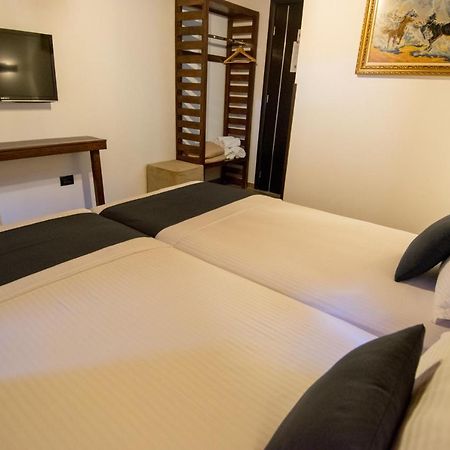 Kale Guesthouse Gjirokastra Kültér fotó