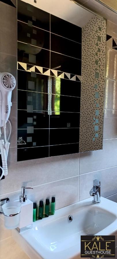 Kale Guesthouse Gjirokastra Kültér fotó