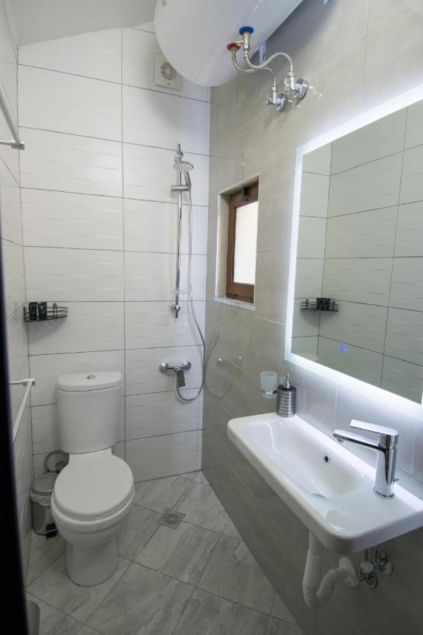Kale Guesthouse Gjirokastra Kültér fotó